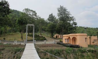 Aulong Resort