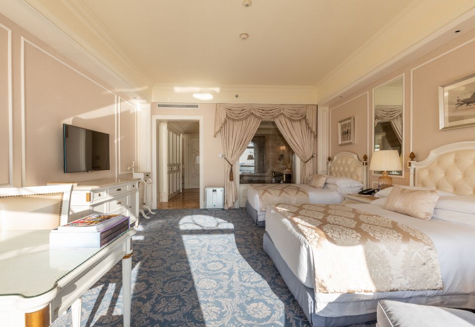 尊贵海景双床房