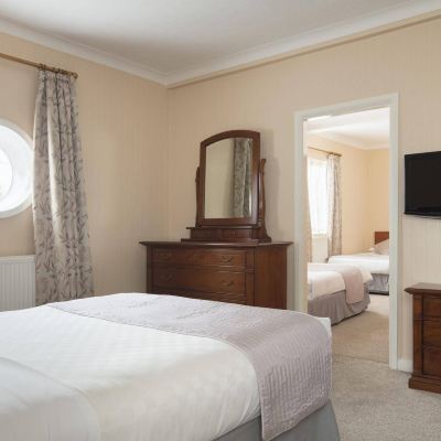 Family Room Alma Lodge Hotel Promo Code