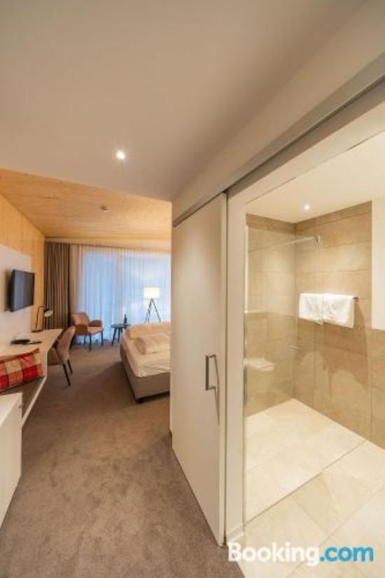 豪华双人房（带阳台）