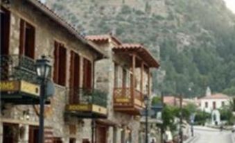 Mystras Inn