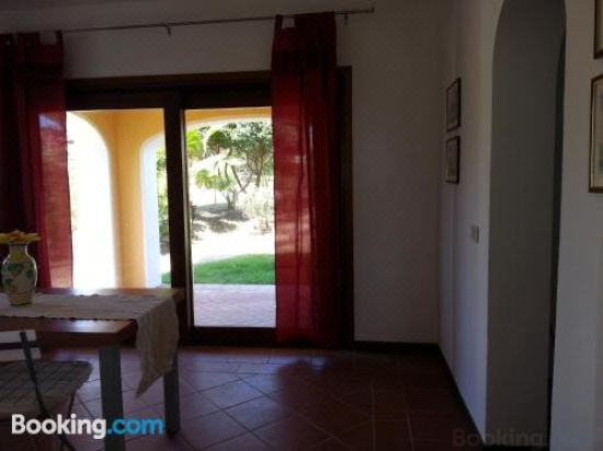 两卧室别墅带私人泳池