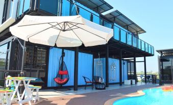 Blue Container Pool Villa