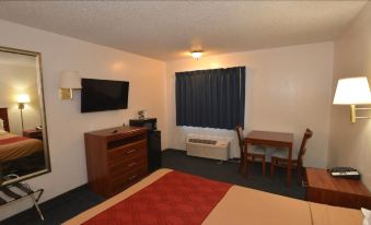 Econo Inn and Suites