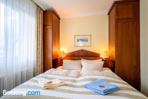 带阳台的家庭公寓-森林侧