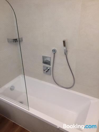 一卧室公寓（带阳台）