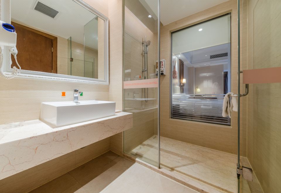 城景大床房?高空城景?大飘窗