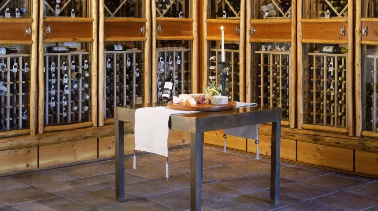 バッファロー マウンテン ロッジ  食事・レストラン