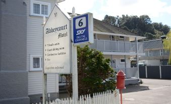 Abbeycourt Motel