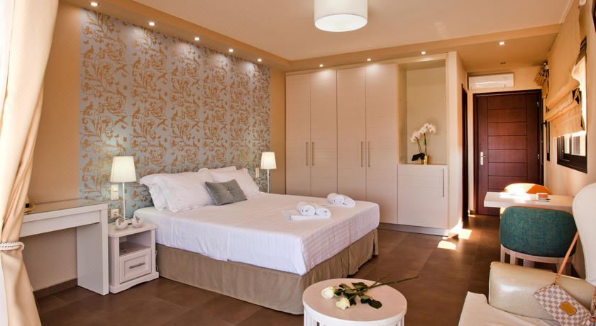 豪华双床或双人海景房