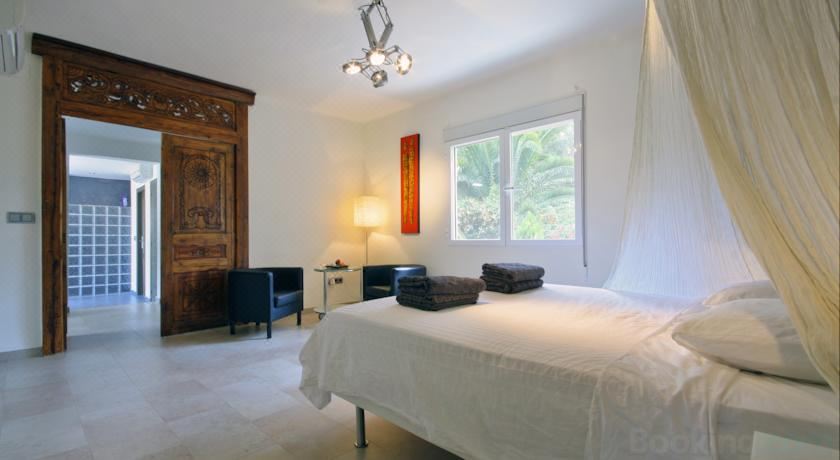 Las Marinas 8 by Aguilarent Villa