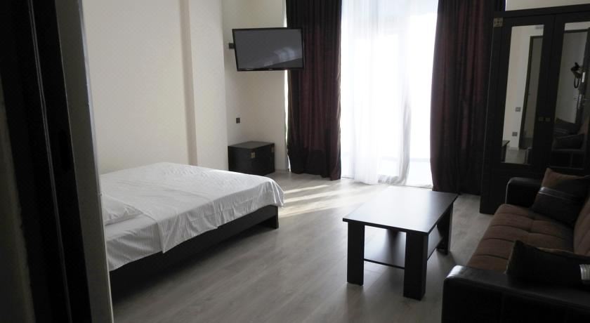 特大床一室房（带梳化床）