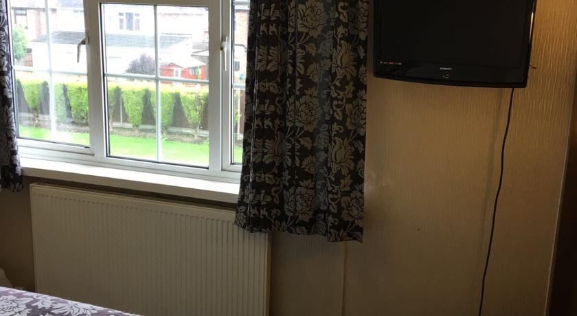 双人房（带公共浴室）