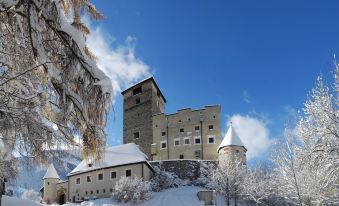 Hotel Schrofenstein