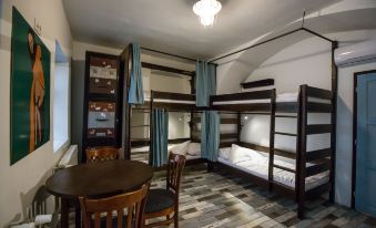 Zeitlos Boutique Hostel