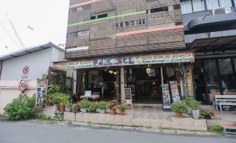 Zen Rooms Changmoi Soi 2