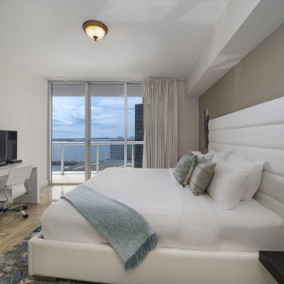 Two-Bedroom Deluxe-Ocean View