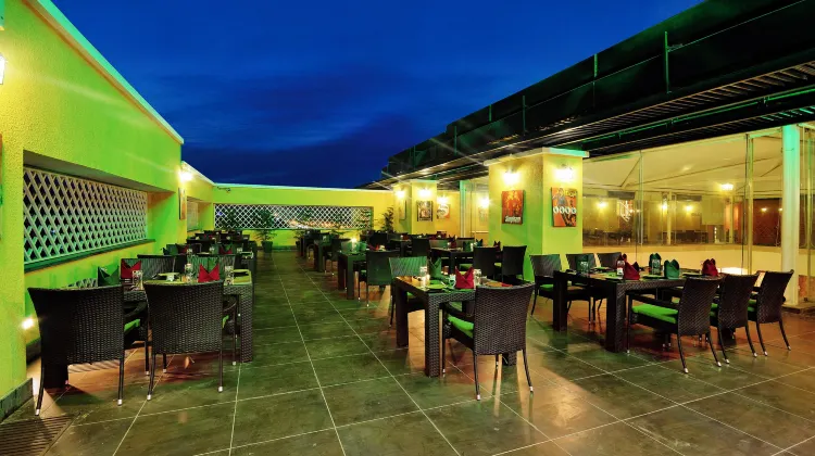 The Fern Residency Rajkot Dining/Restaurant