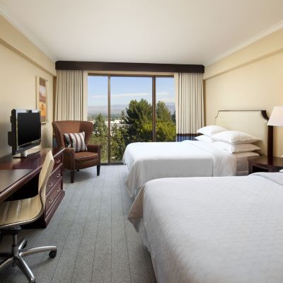 Lanai Premium 2 Queen Room