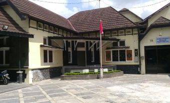 Ndalem Kotabaru Guest House