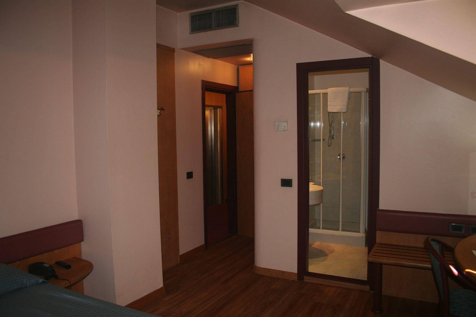 雙人間 - 帶雙人床