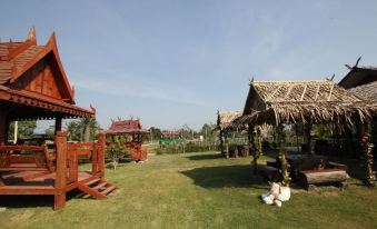 Huahin Baan Thai Resort