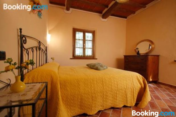 带私人泳池的两卧室别墅-复式