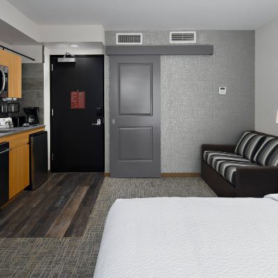 King Studio with Sofabed TownePlace Suites by Marriott New York Manhattan/ Promo Code