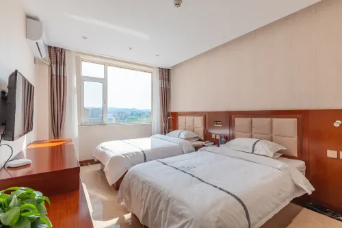 Ruifeng Business Hotel