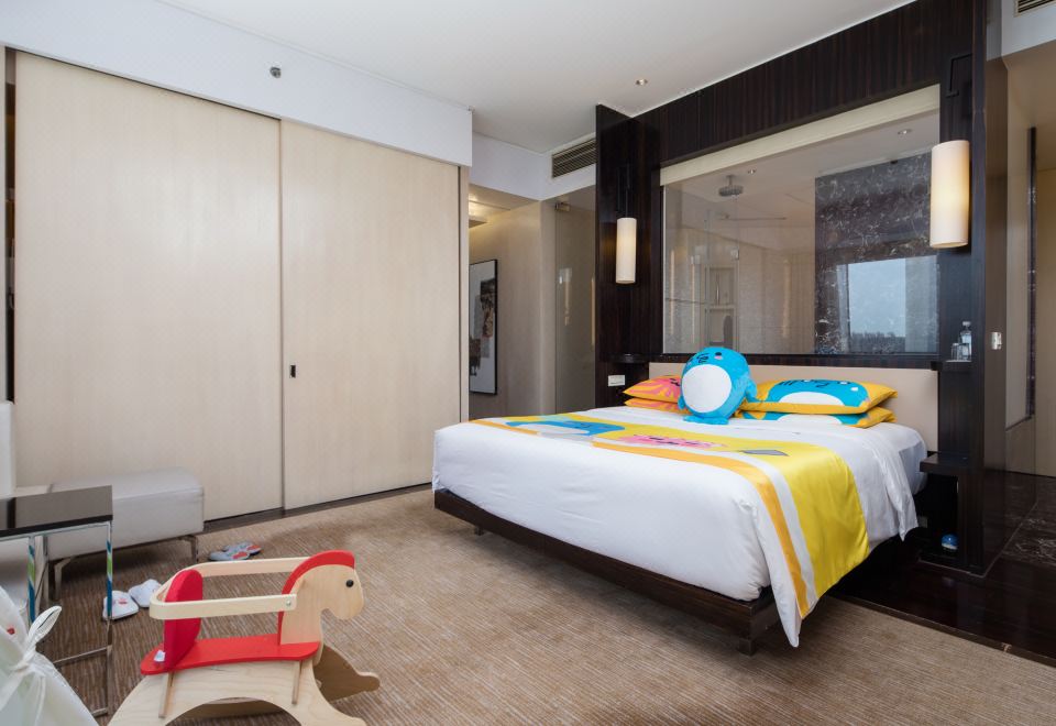 Grand Hyatt GuangzhouThemed Deluxe Room