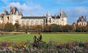 Mercure Chateau de Fontainebleau Demeures de Campagne