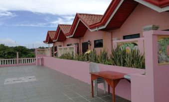 Beachview Pink Lodge