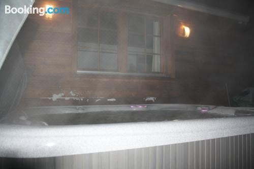 小木屋 - 带私人户外热水浴池