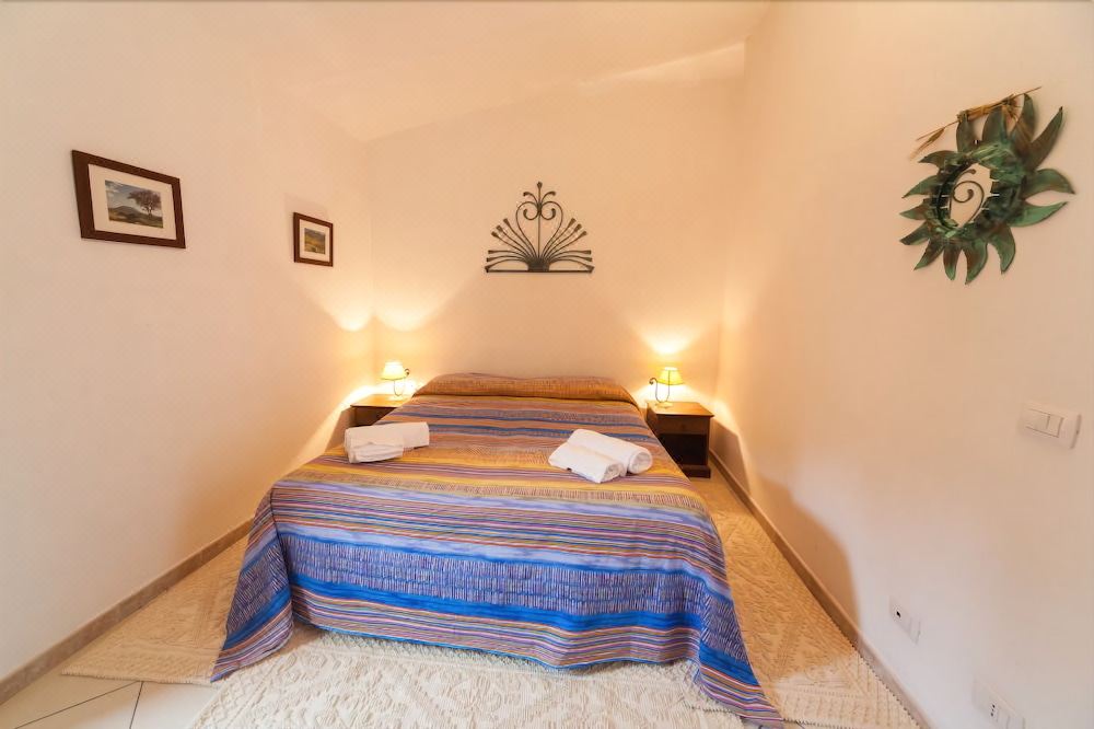 Su Cantaru Guesthouse - Province of Sassari
