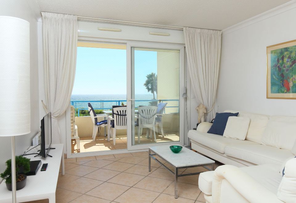 Two-Bedroom Residence