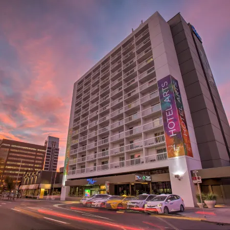 Hotel Arts