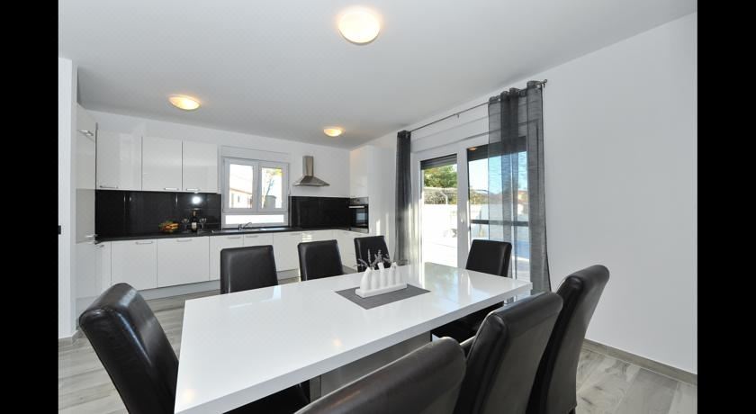 别墅（带独立泳池）