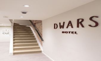 Hotel Dwars
