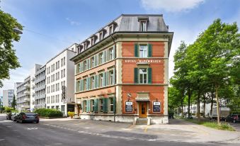 Alpenblick Bern - Kind of a Hotel