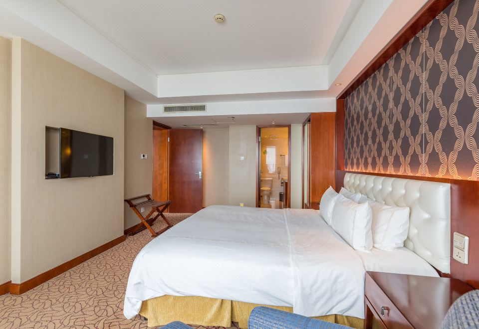 雅致湖景商务套房