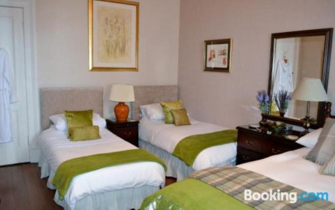 Maybank Guest House Family Room with Private Bathroom