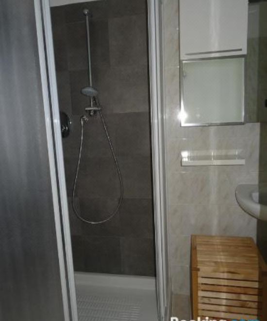 Le Nid de Saint Ours One-Bedroom Apartment