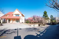 Longshan Hotel
