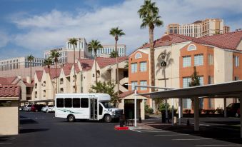Holiday Inn Club Vacations at Desert Club Resort, an IHG Hotel