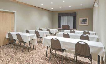 Holiday Inn Express Greensburg