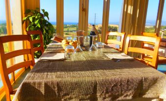 Abbaidda Hotel - Housity