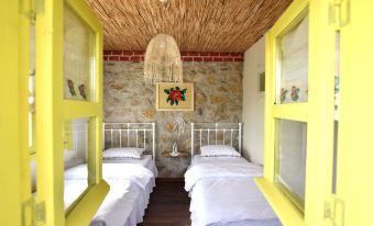 Nayino Dag Evi - Adults Only - Housity