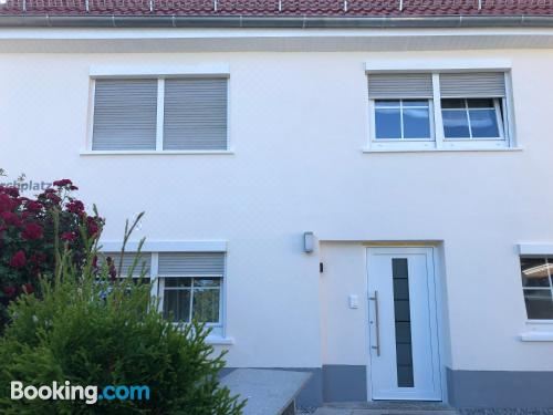 Guest Appartements mit 2 getrennten Schlafzimmern für 4 Personen 24h check in - Housity