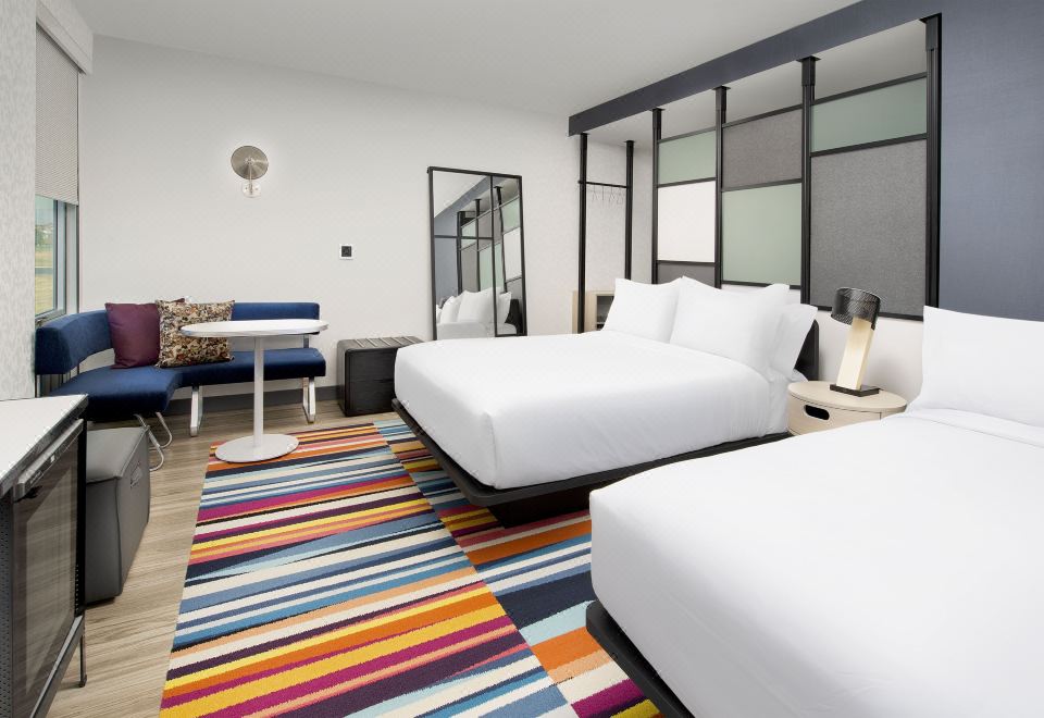 Aloft Dublin-PleasantonAloft Two Queen Room