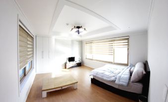 Andong River Sunset Pension - Housity